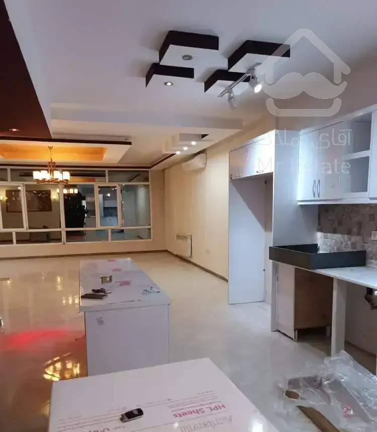 حاشیه وکیل آباد بین ۳۴و۳۶ طبقه ۳ فول ۱۷۰متری