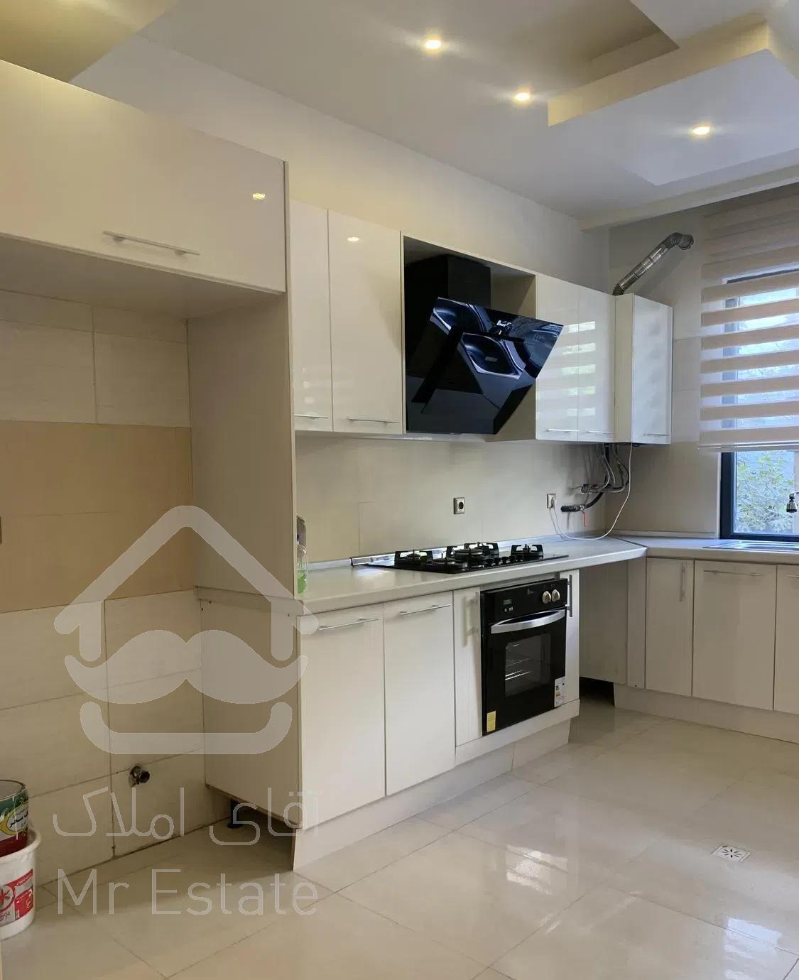 آپارتمان ٩٧ متر دوخواب //زرین