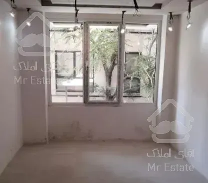 دفتر کار ۲۰۰ متری بر اصلی : تجریش