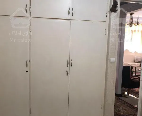 ۹۵متر/صادقیه بلوار گلاب /با حیاط خلوت اختصاصی