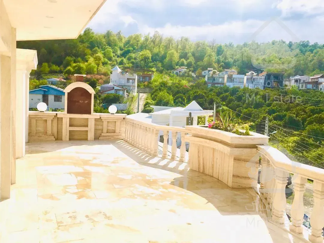 فروش ویلا ۲۷۰متری