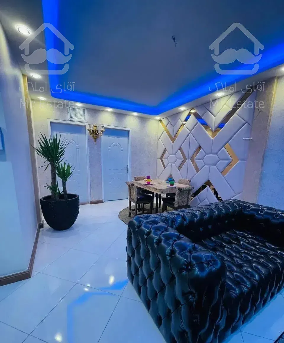 ۸۰متر،فول باسازی،دو خواب،حافظ