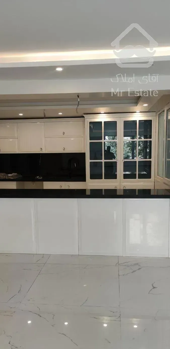 فروش آپارتمان 105 متری در دیپلمات نشین ولنجک