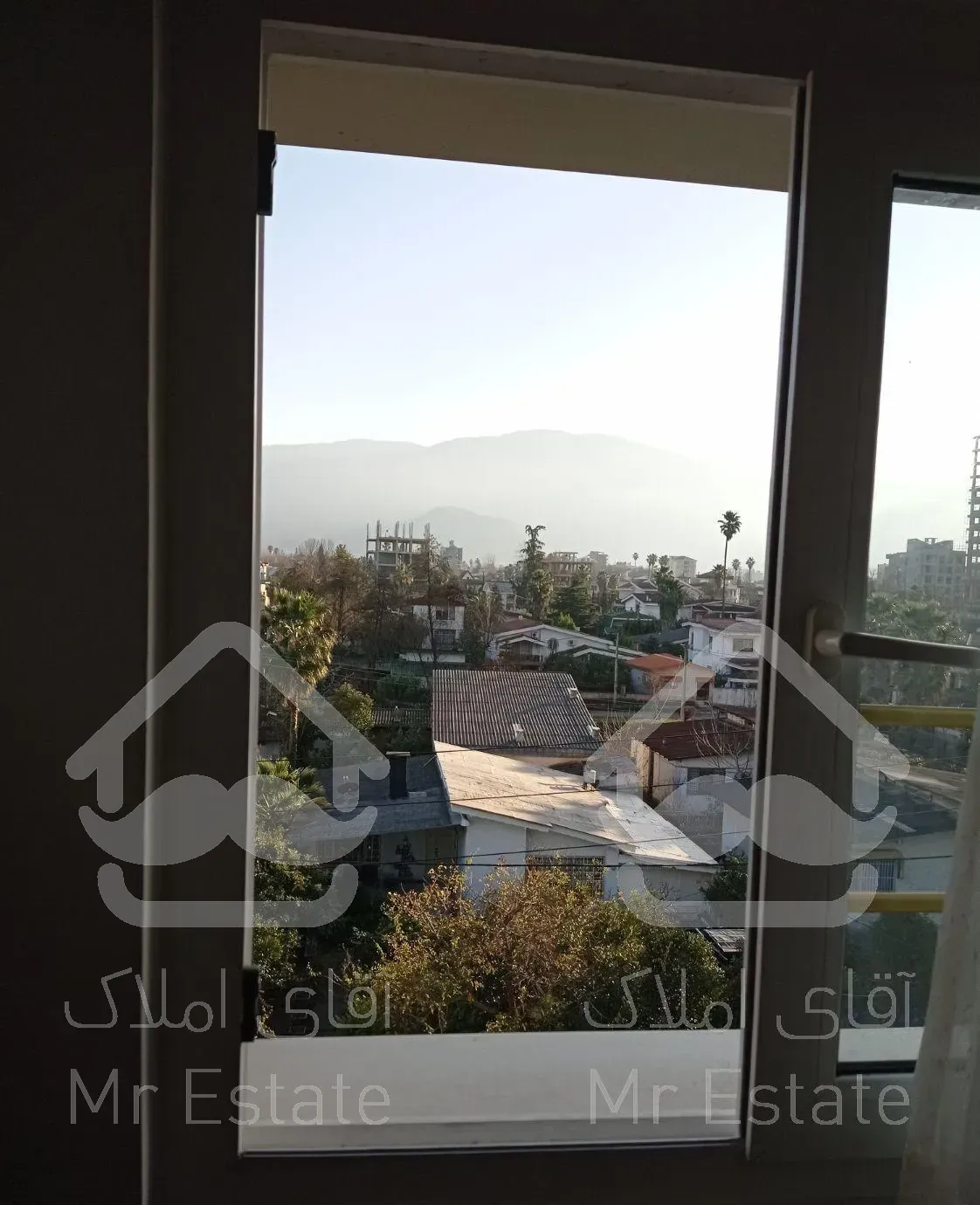 آپارتمان ۱۱۰متری در دریا گوشه