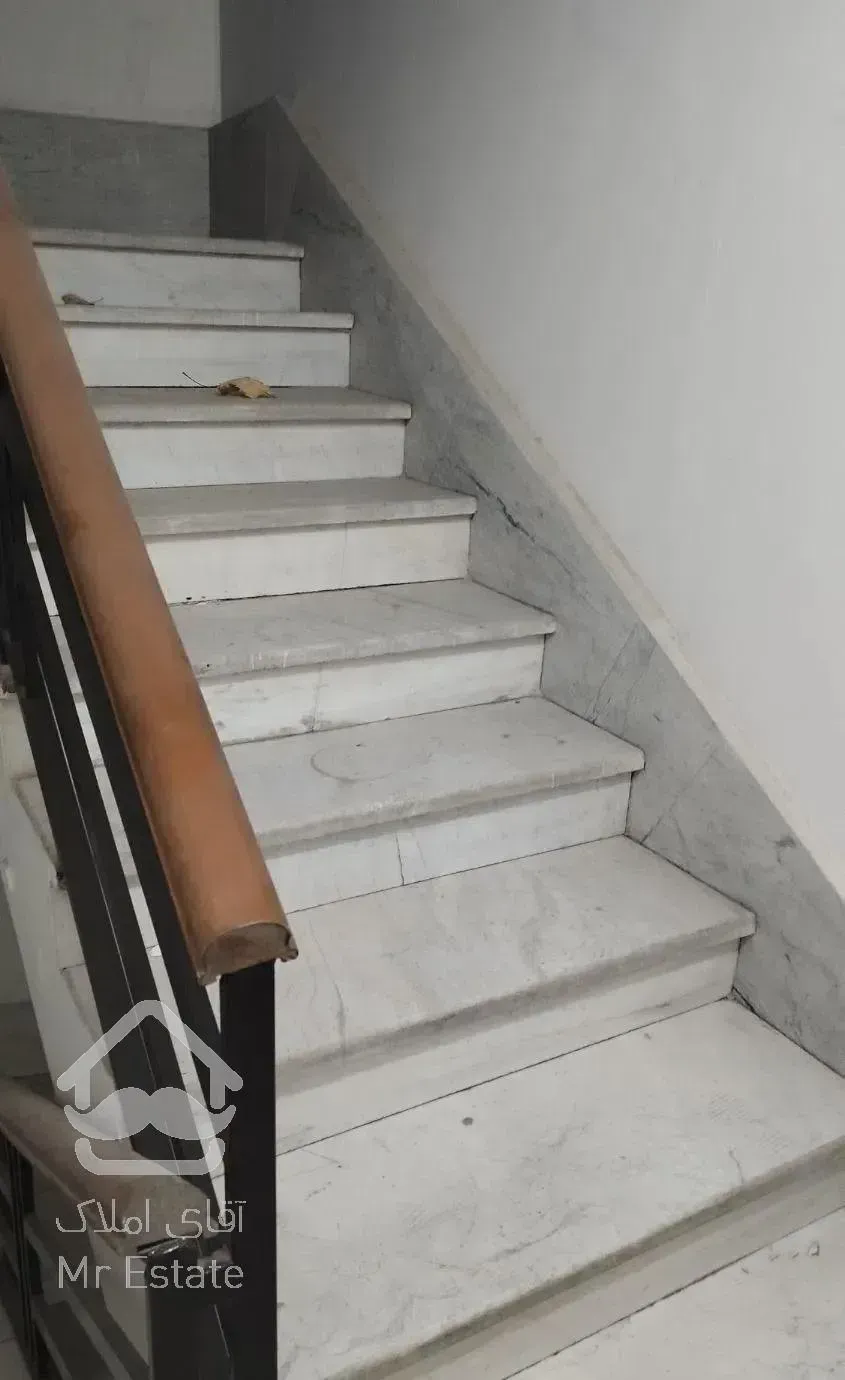 97متر 2خواب قلهک عطاری مقدم