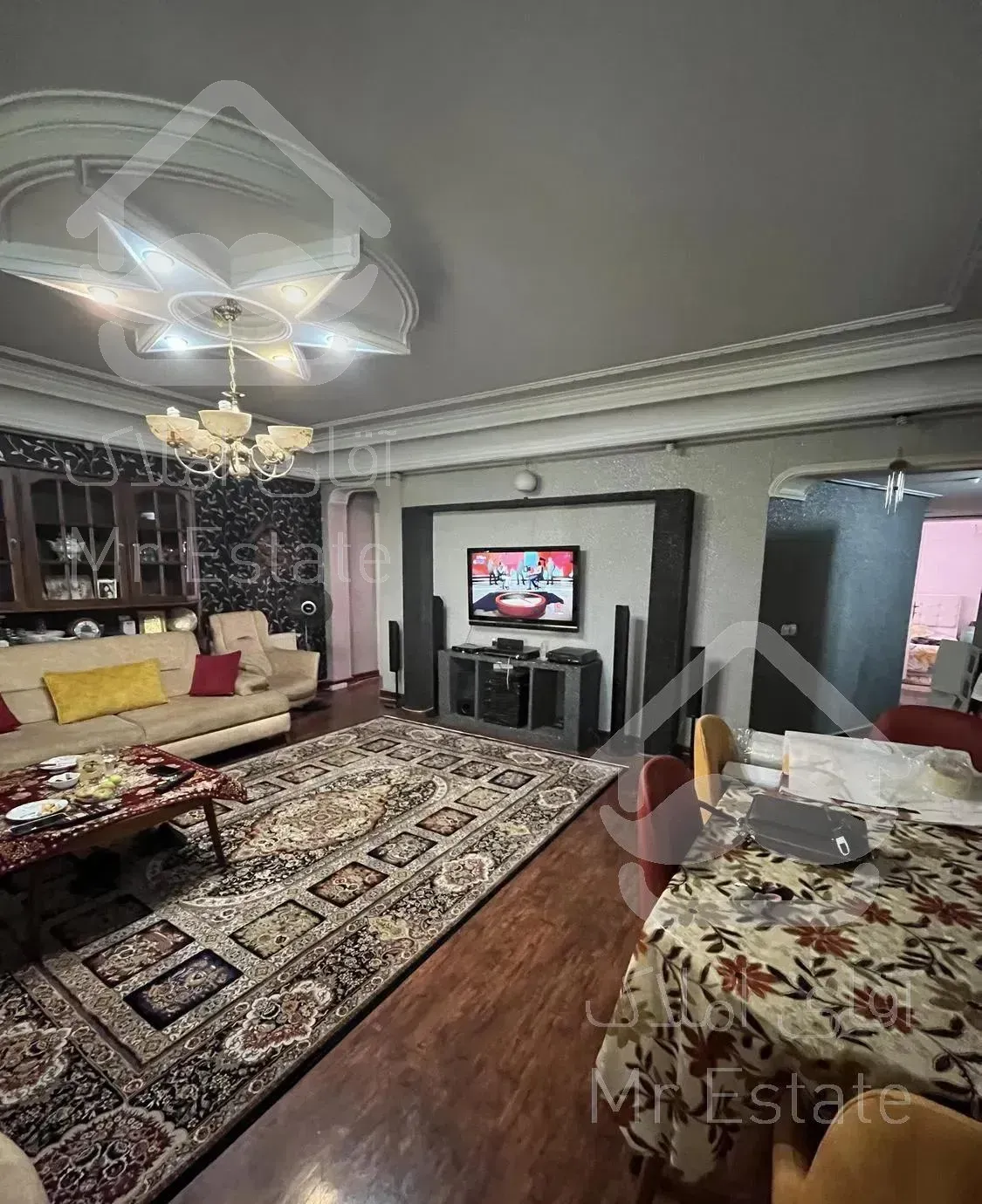 ۱۳۰ متری کامرانیه