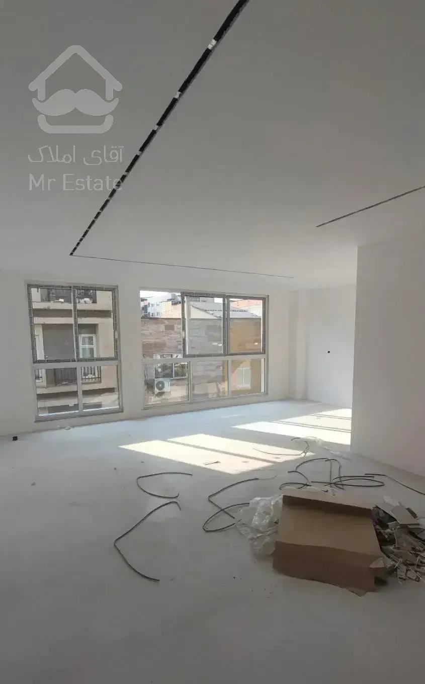 فروش آپارتمان تکواحدی طبقه سوم ۱۰۰متری خیابان هراز