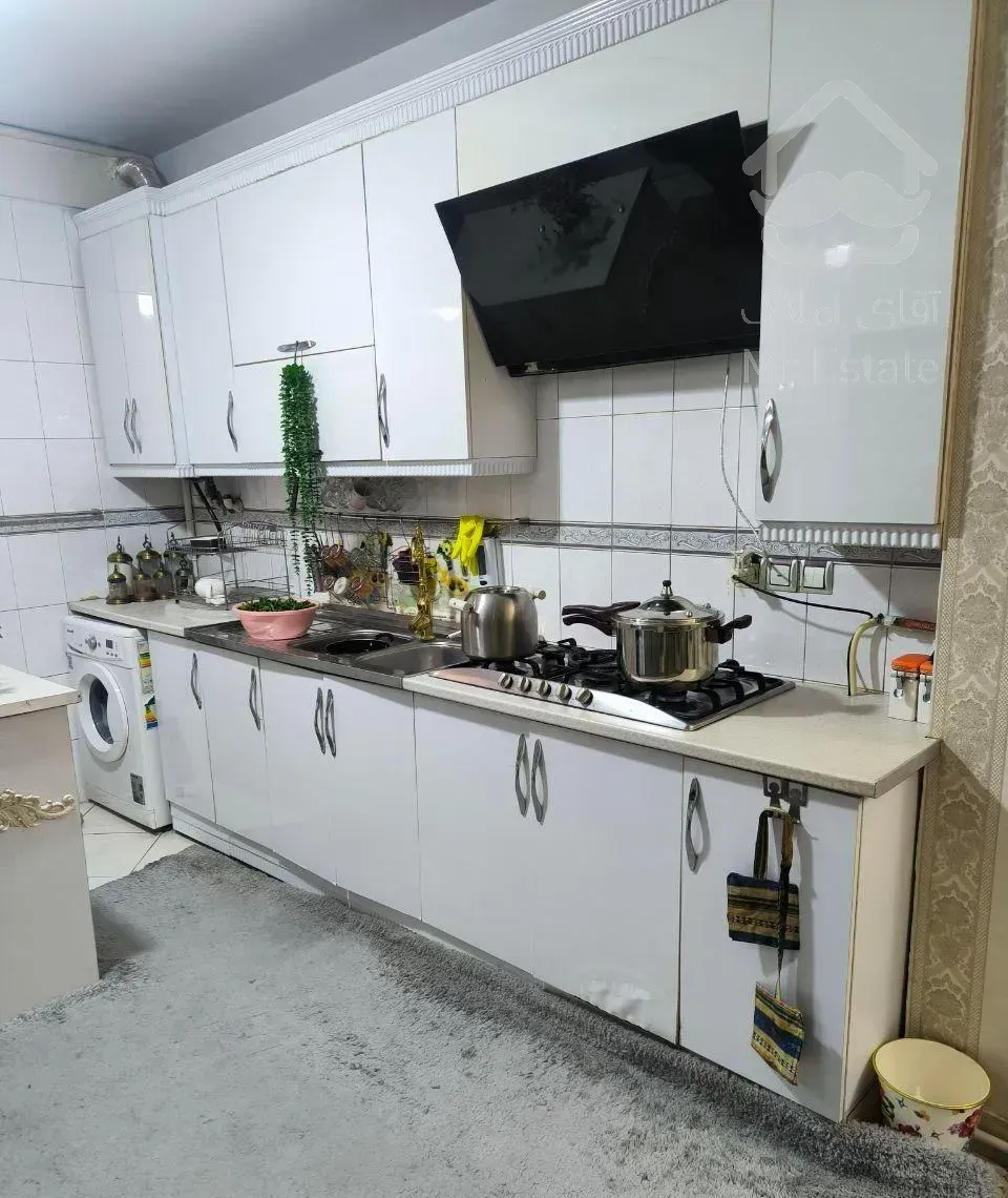 ۶۱ متری فول امکانات