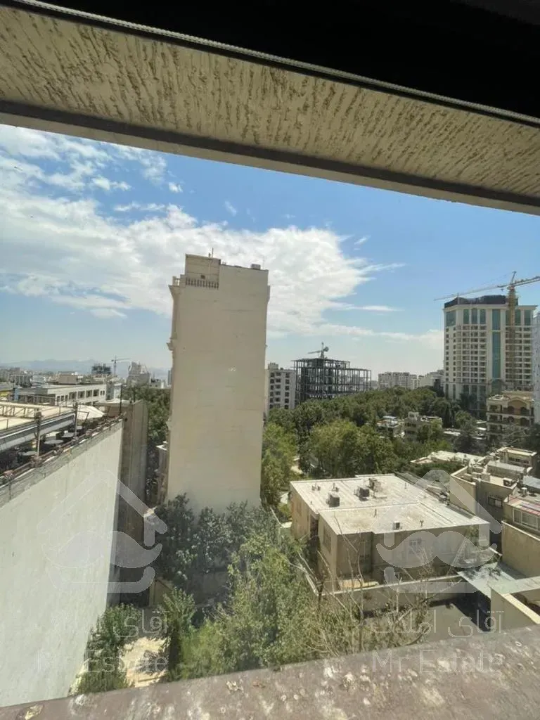 آپارتمان 270 متری 4 خواب طبقه 5