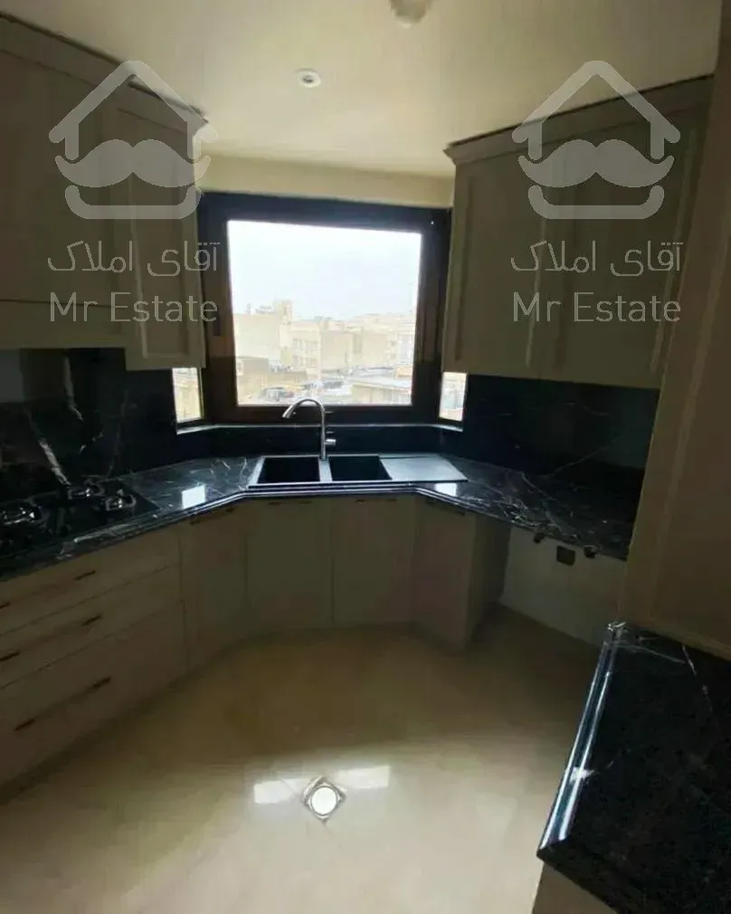 سازمان برنامه ۱۰۶ متر رو ب آفتاب