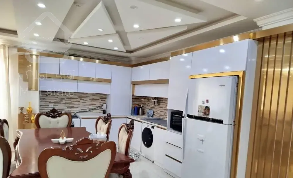 تک واحدی بر متین رودکی معاوضه