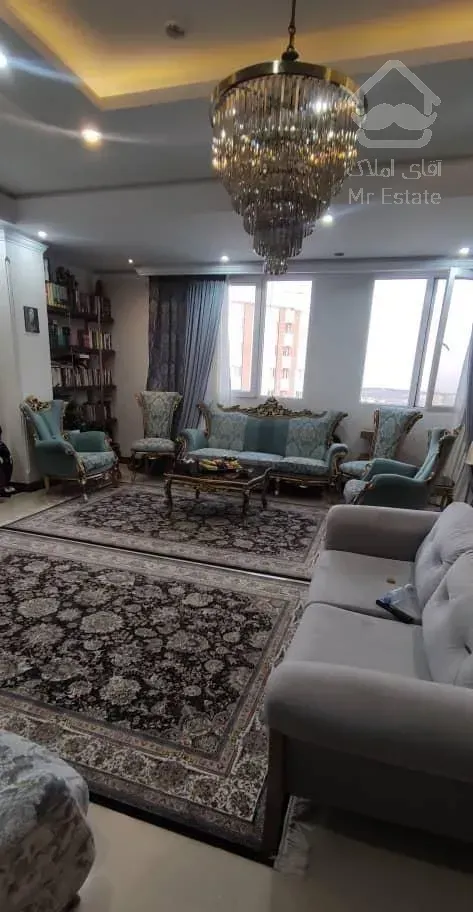 واحد ۸۵ متر .  فروش فوری . شهید باقری