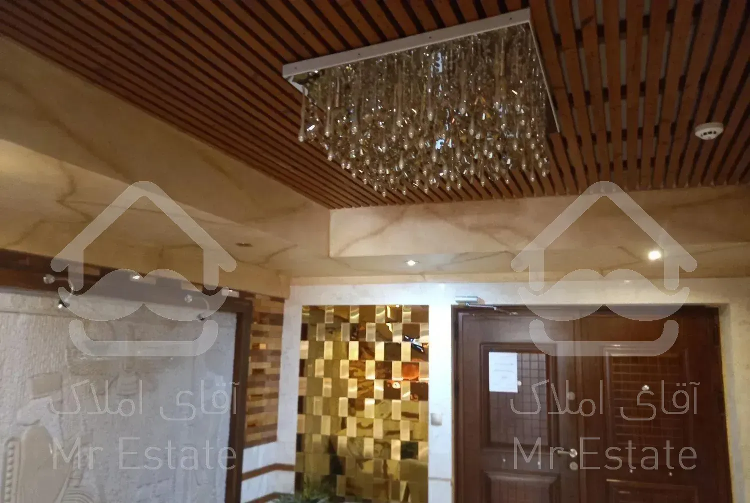 ۱۴۱متر ۳خواب لابی مبله مستر  تخلیه قابل تبدیل