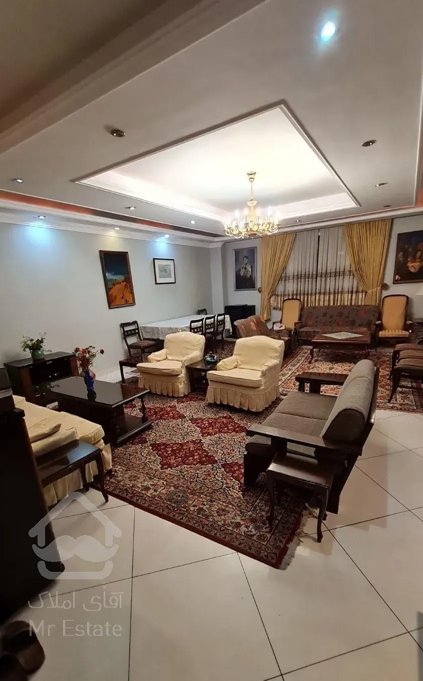 ۱۱۰متر ۲خوابه ۲ پارکینگ سندی