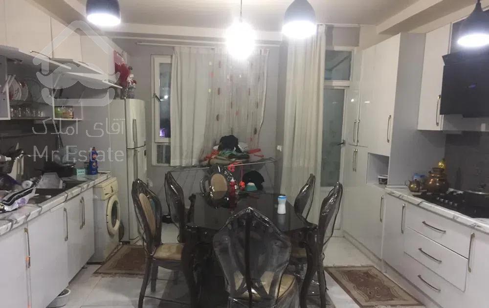 آپارتمان۱۳۵متر /۳خواب/اقبالپور