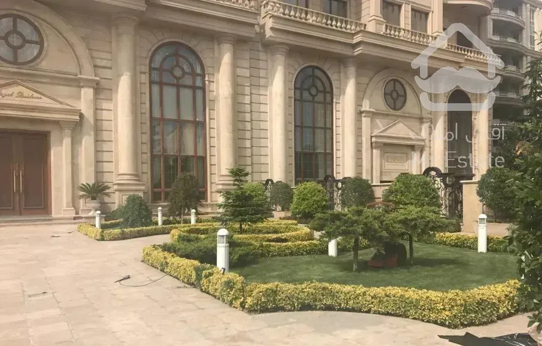 ۲۱۰متر تک واحدی طبقه آخر فول مشاعات