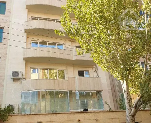 آپارتمان  بر جاده ائل گلی  فلکه خیام