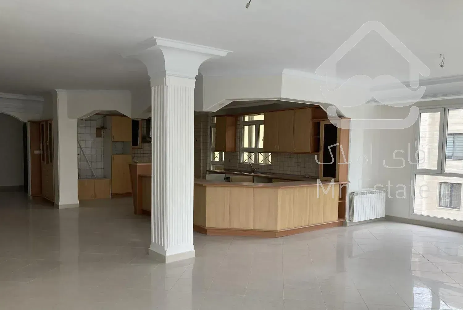 ۲۰۵ متر ، داوود اسلامی ، فول امکانات