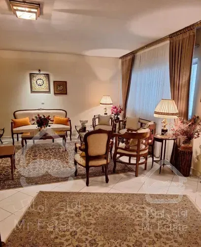 ۱۷۱ متر ۳خ تک واحدی ۱۵۰متر حیاط سمیه مفتح