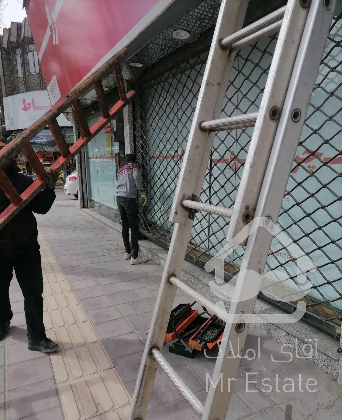 تعمیرات تخصصی کرکره برقی و قدیمی 5سال گارانتی