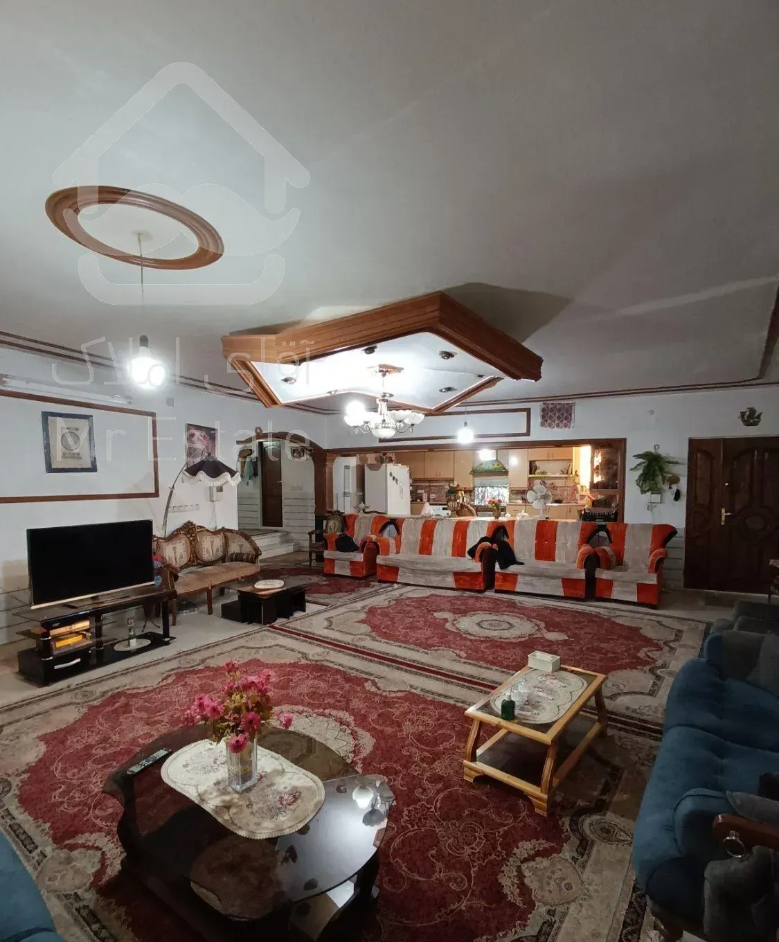 فروش آپارتمان ۱۶۰ متری ۳ خوابه چهار راه باغزندان