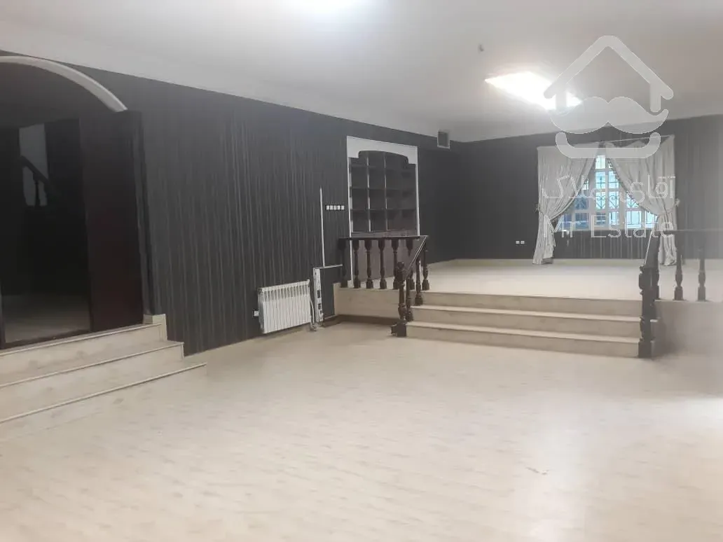 اجاره خانه ویلایی با زیر بنای ۷۸۰ متری واقع در شهرک غرب