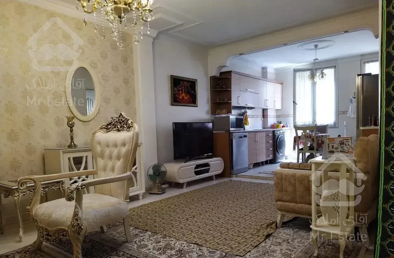 77 متر فول امکانات روبه آفتاب