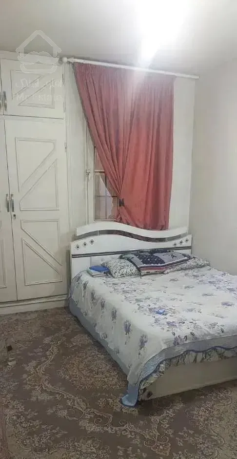 90متر دو خوابه طبقه اول صادقیه