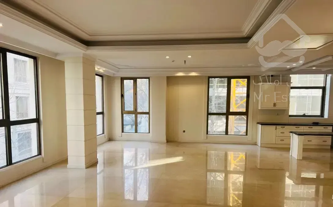پاسداران ۱۰۰ متر ۲ خواب نورگیر فول امکانات