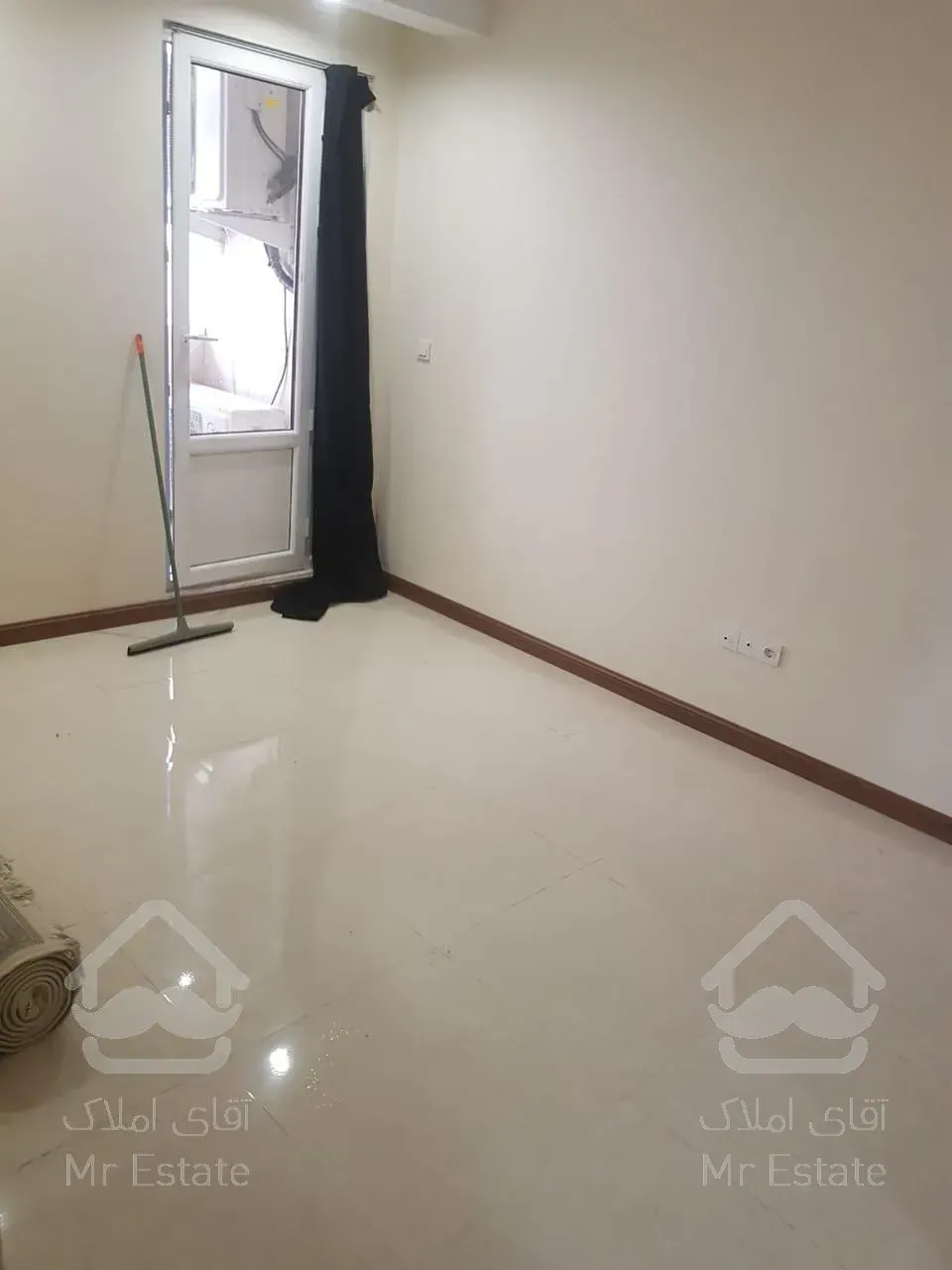 ۱۱۴ متر ویو ابدی دوبر نورگیر خوش نقشه