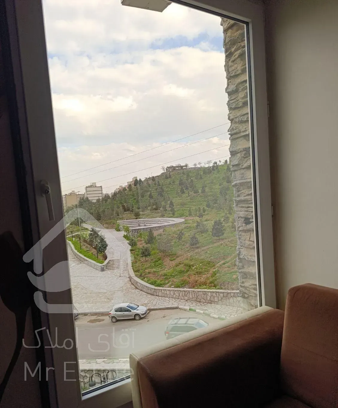 فروش آپارتمان ۱۰۰ متری ۲ خوابه ویو دار  مشهد