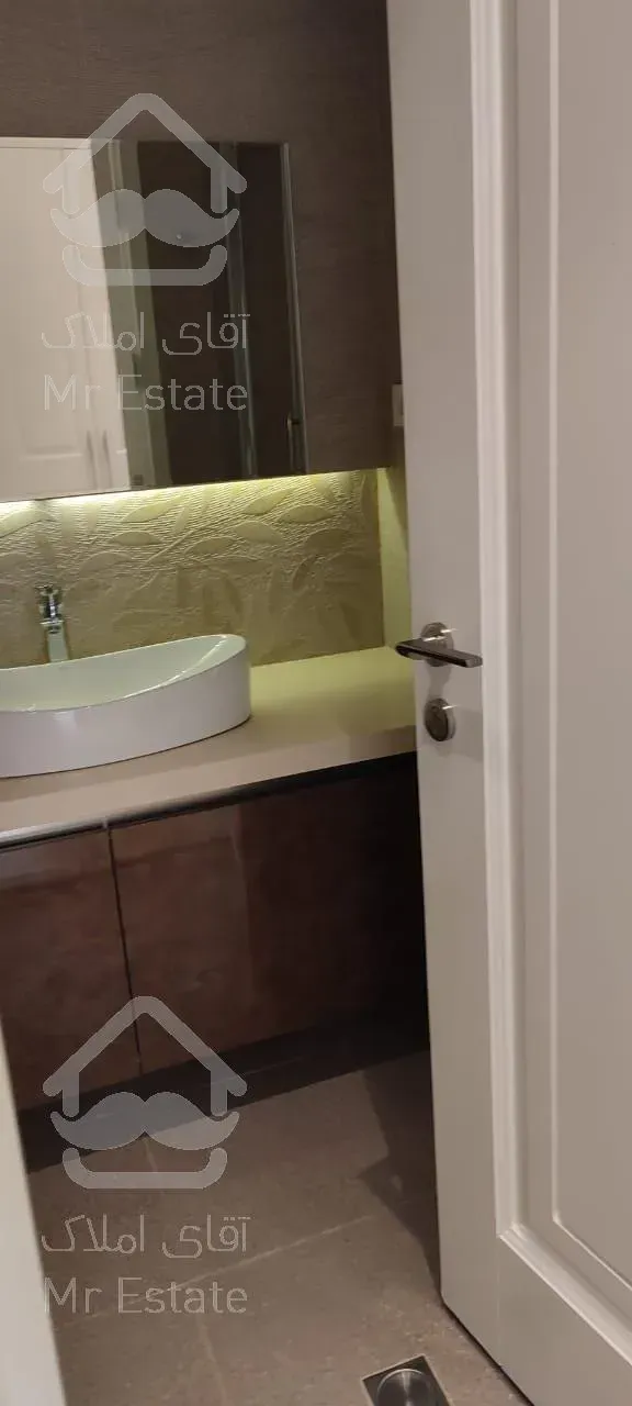 اجاره و رهن آپارتمان زعفرانیه 250  متر اکازيون