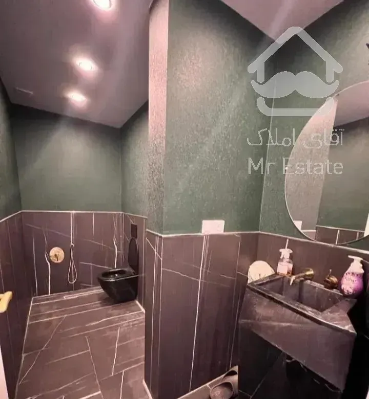 پاسداران ۳۰۰متر تکواحدی شاهکار معماری