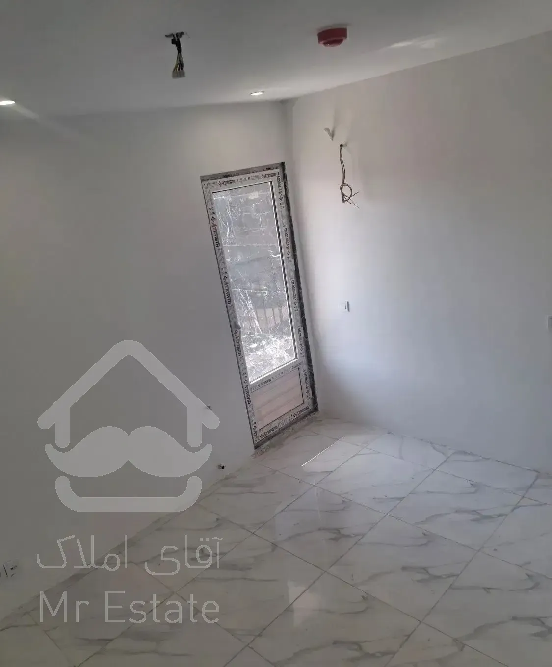 ۸۴ متر ۲ خواب کلید نخورده