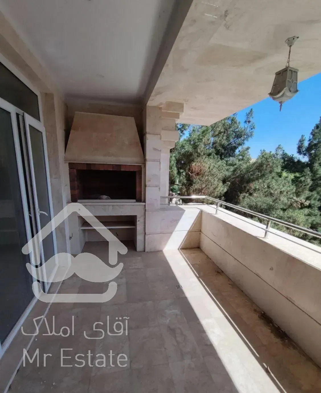 آپارتمان ۲۴۳ متری فول امکانات در مهرشهر