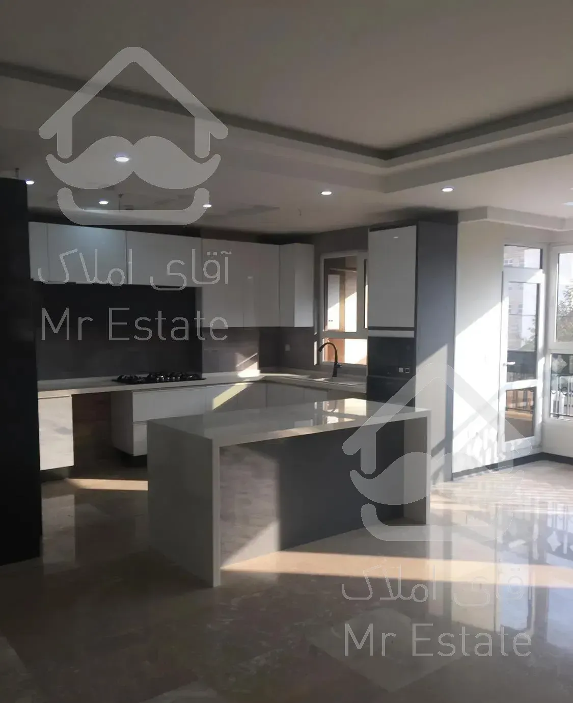 پونک شهرک نفت*۱۲۲متر*۲پارکینگ سندی*