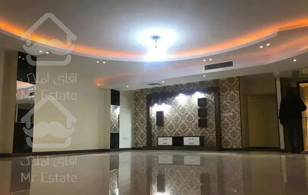 ۱۰۰متر/خوش نقشه/کلید نخورده