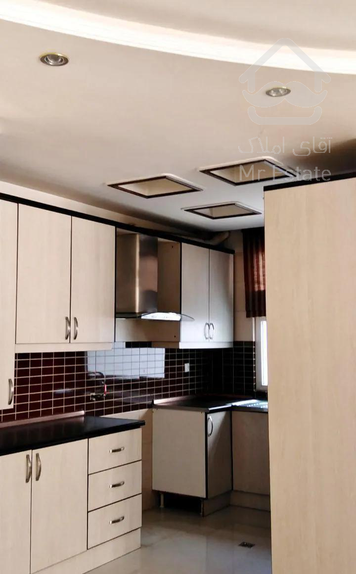 ۸۰متر فول امکانات تاپ لوکیشن صادقیه