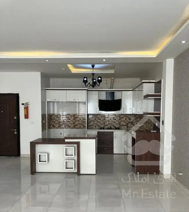 آپارتمان۱۱۳متر۲خ/نزدیک حرم/۳دقیقه پیاده خ امام رضا