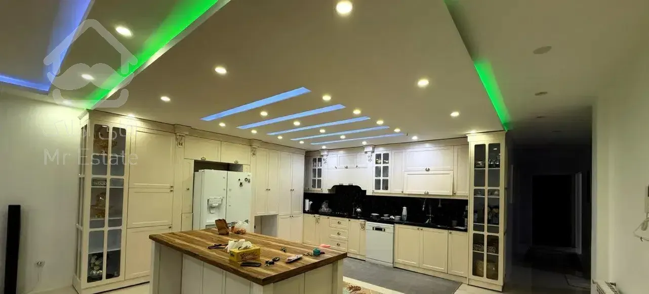 آپارتمان ۲۰۰ متر/فول امکانات راهنمایی ابن سینا ها