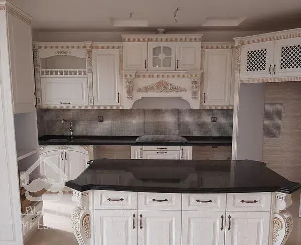 ۱۴۰ متر، بدون مشابه در منطقه ، کلید نخورده ، بهنام