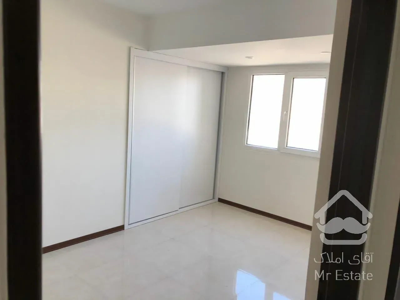 رهن و اجاره آپارتمان 100 متری نوساز در شهرک چیتگر