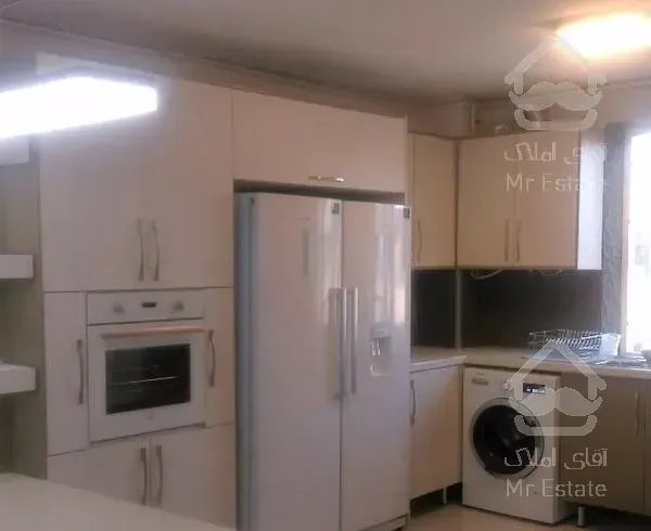 آپارتمان بازسازی شده در زنبق (عظیمیه)