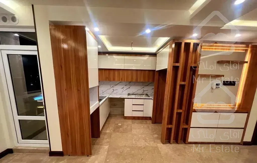 ۶۲متر/ فول امکانات با بالکن/سالن پرده خور َ/کن