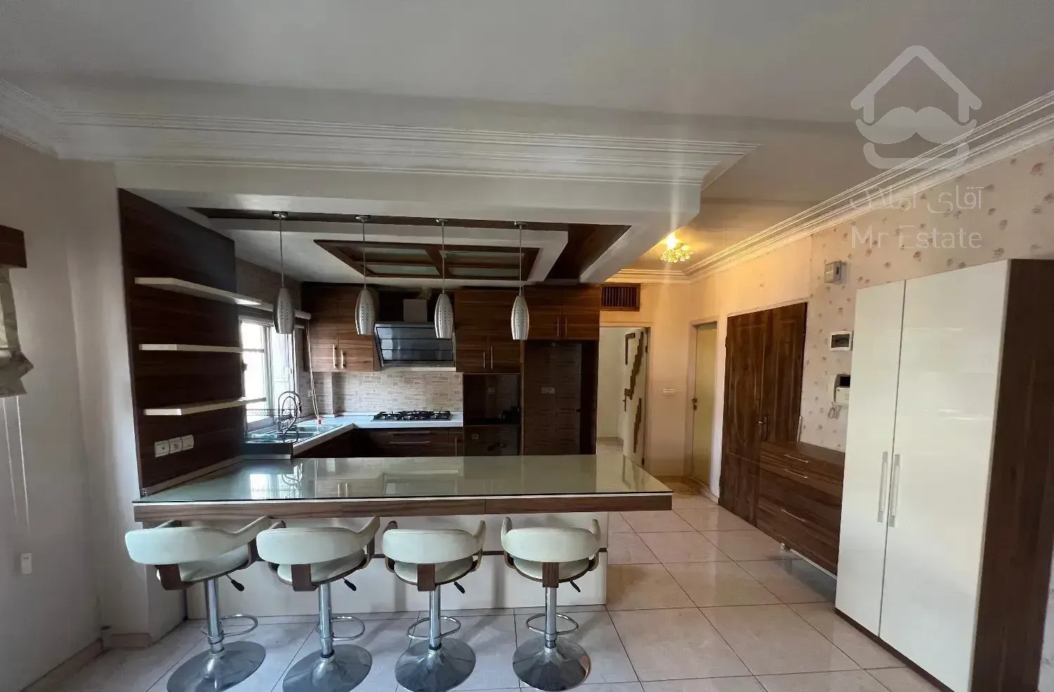 اجاره واحد ۶۰ متری ۱ خواب واقع در ایرانشهر