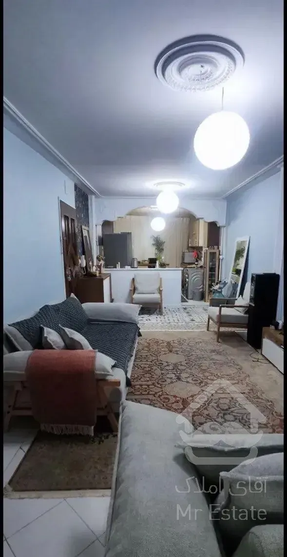 اپارتمان ۷۵ متری دو خوابه در کرمان شرقی