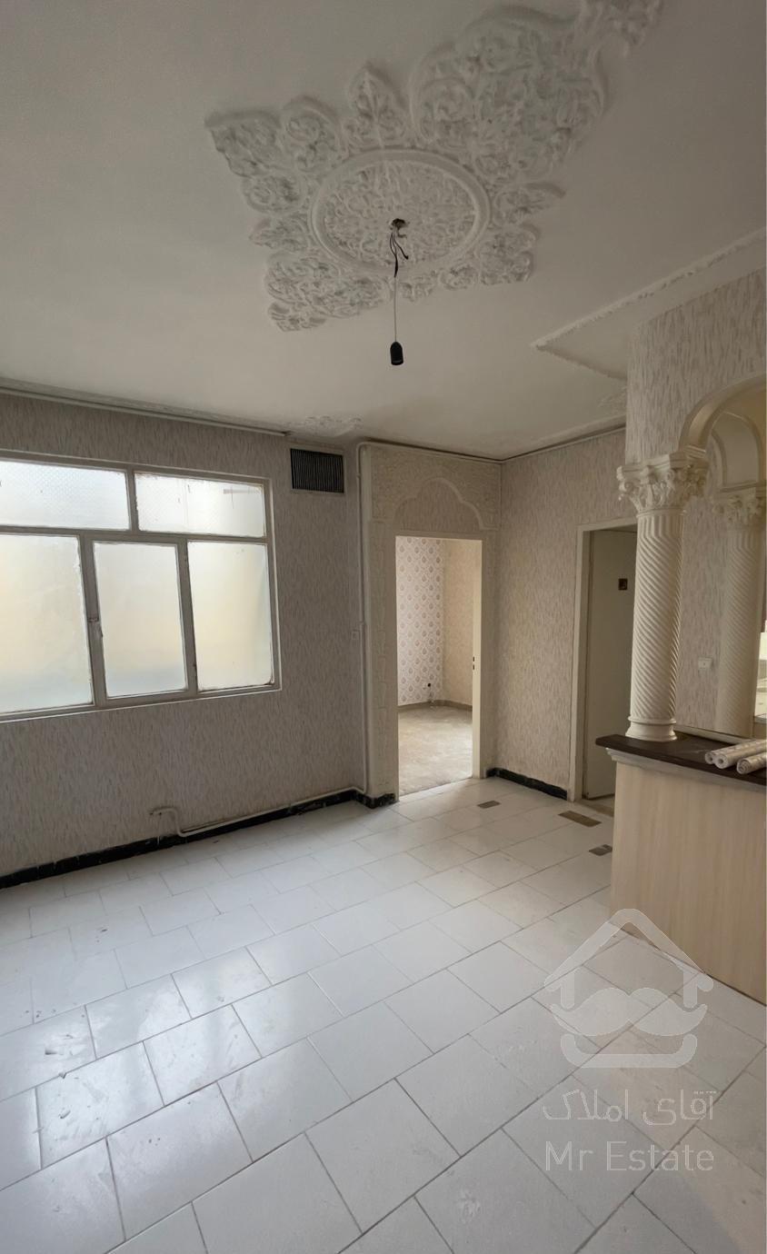 اپارتمان ۴۶متری طبقه دوم