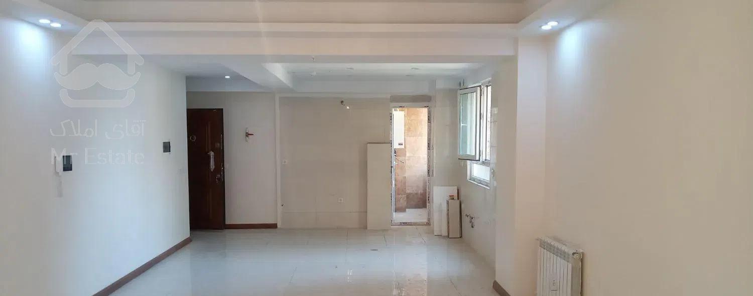 استخر تهرانپارس ، ۹۳ متر