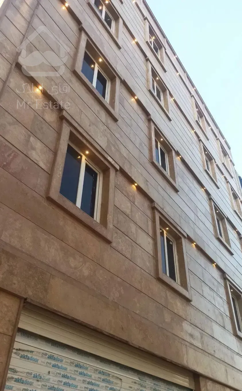 ۱۰۷ متر با پارکینگ زیر قیمت بهارستان