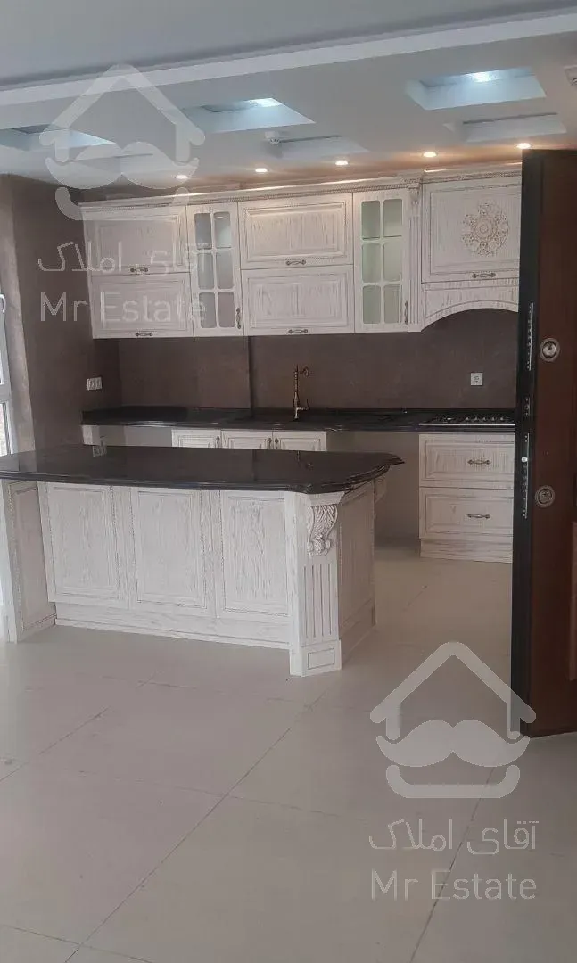 ظفر۱۲۵متر۲خواب و یک سوئیت مجزا نوساز کلید نخورده